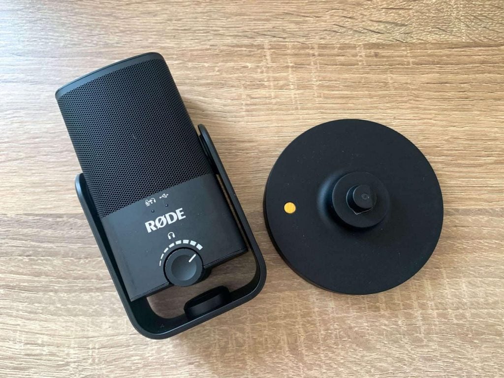 Rode NT-USB mini má magnetický stojan