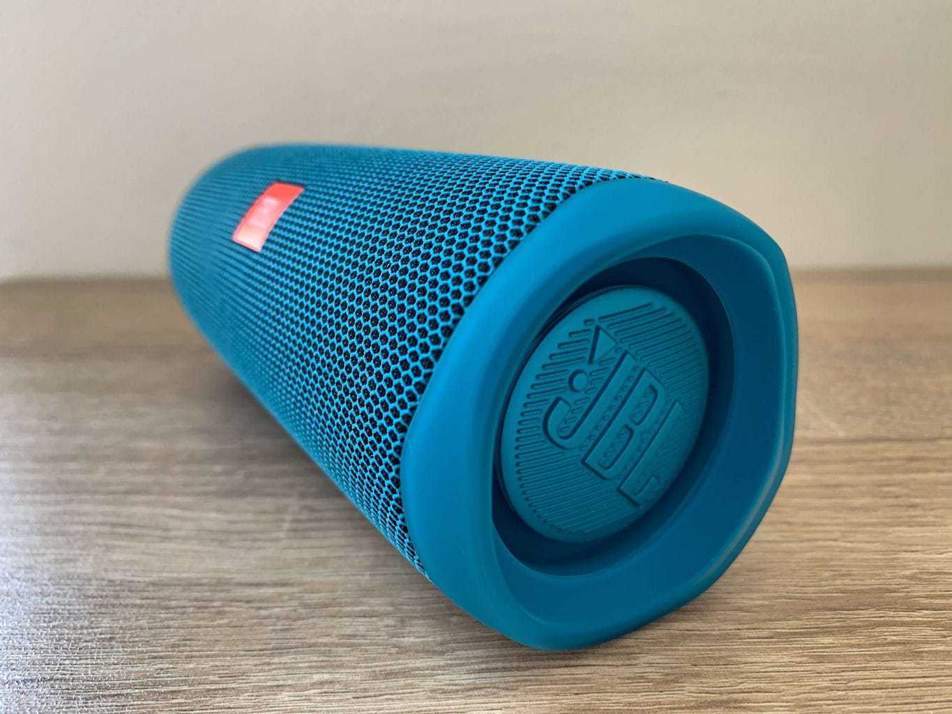 Recenze: Bluetooth reproduktor JBL Flip 5