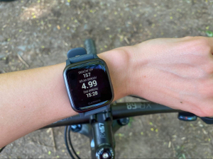 Tipy na chytré hodinky pro cyklisty: srovnání a recenze