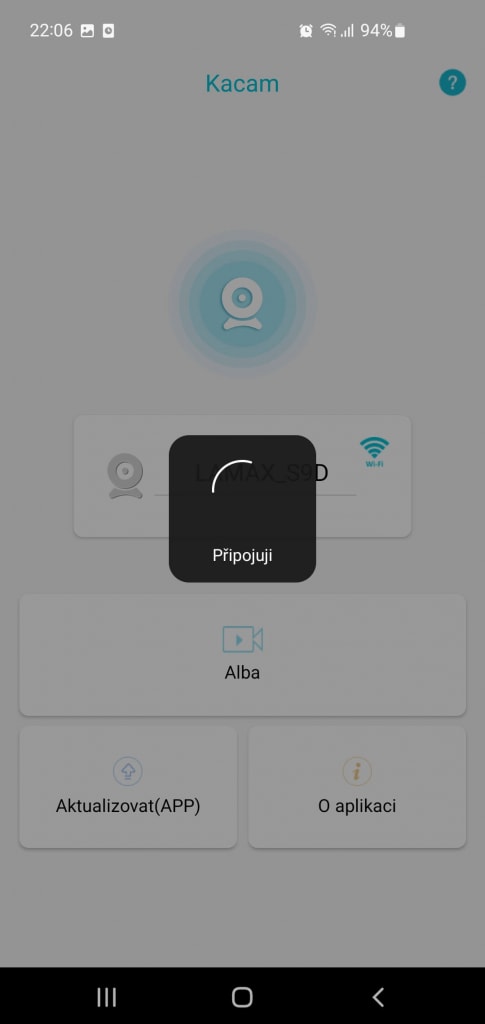 Připojení aplikace k autokameře zabere jen několik sekund