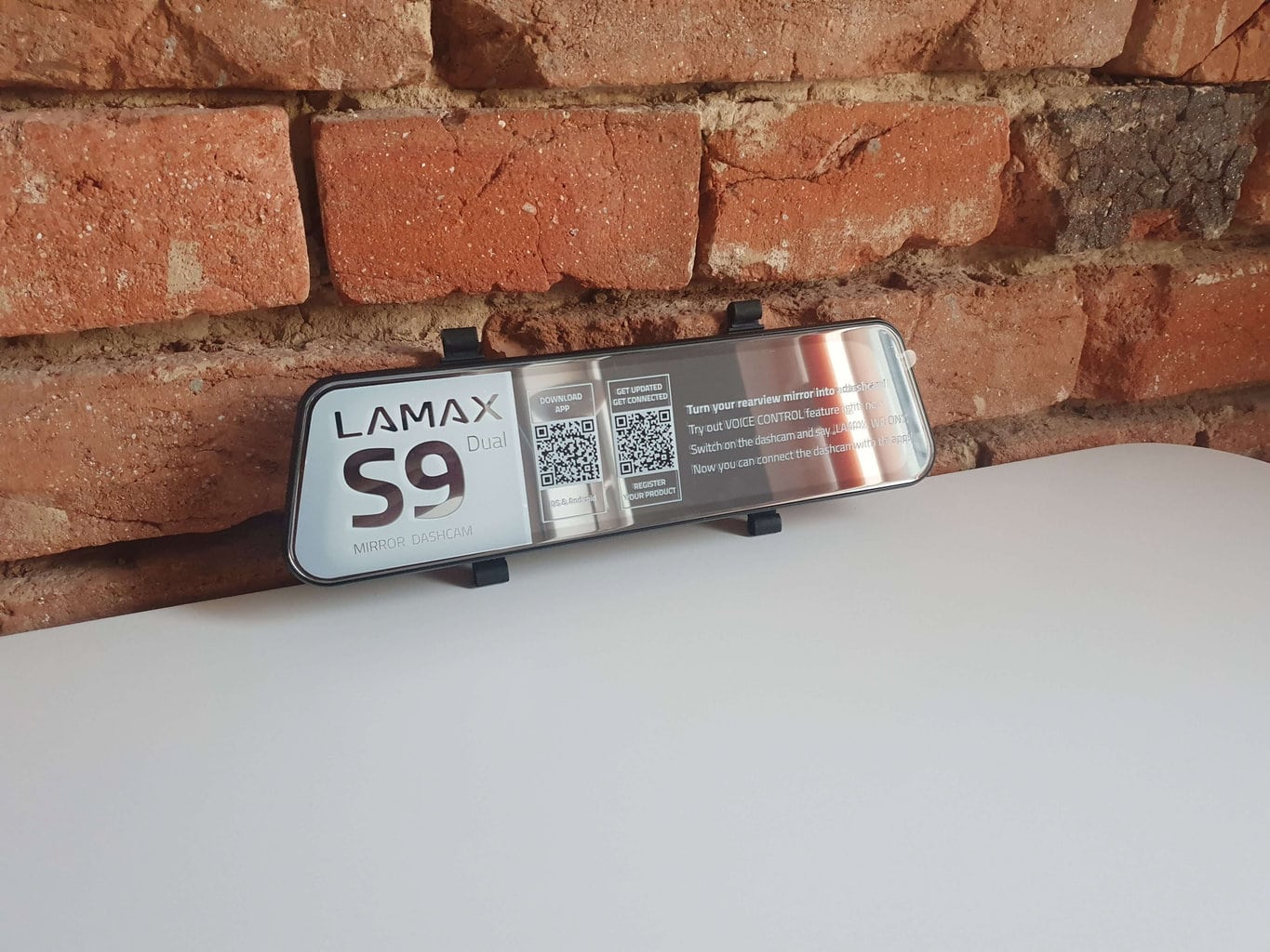 Recenze: autokamera Lamax S9 Dual GPS