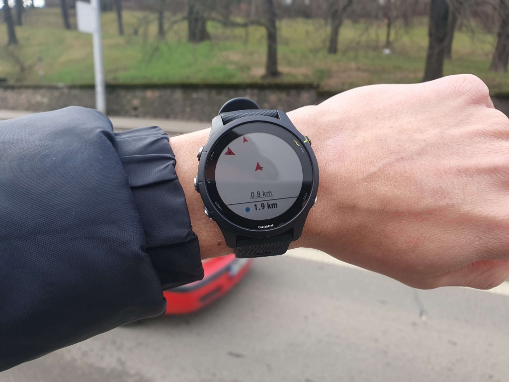 Během sportovní aktivity mohou hodinky vykreslovat vaši trasu