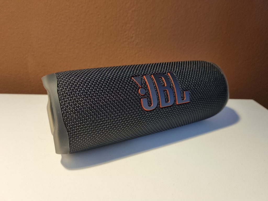 Novější model JBL Flip 6