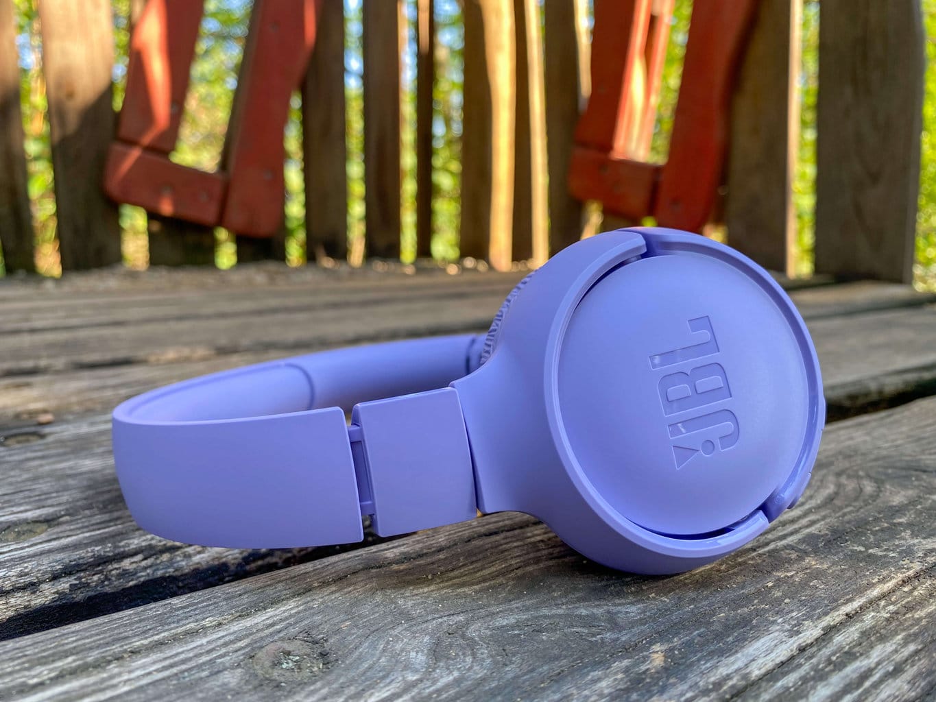 Recenze: bezdrátová sluchátka JBL Tune 520BT