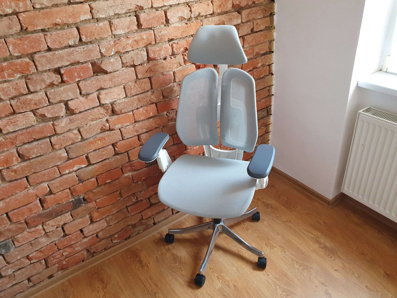 Recenze: kancelářská židle Liftor Active