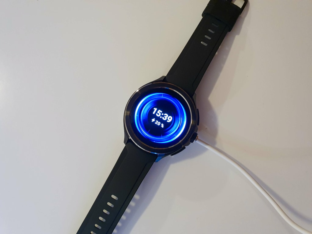 Nabíjení Xiaomi Watch 2 Pro je překvapivě rychlé