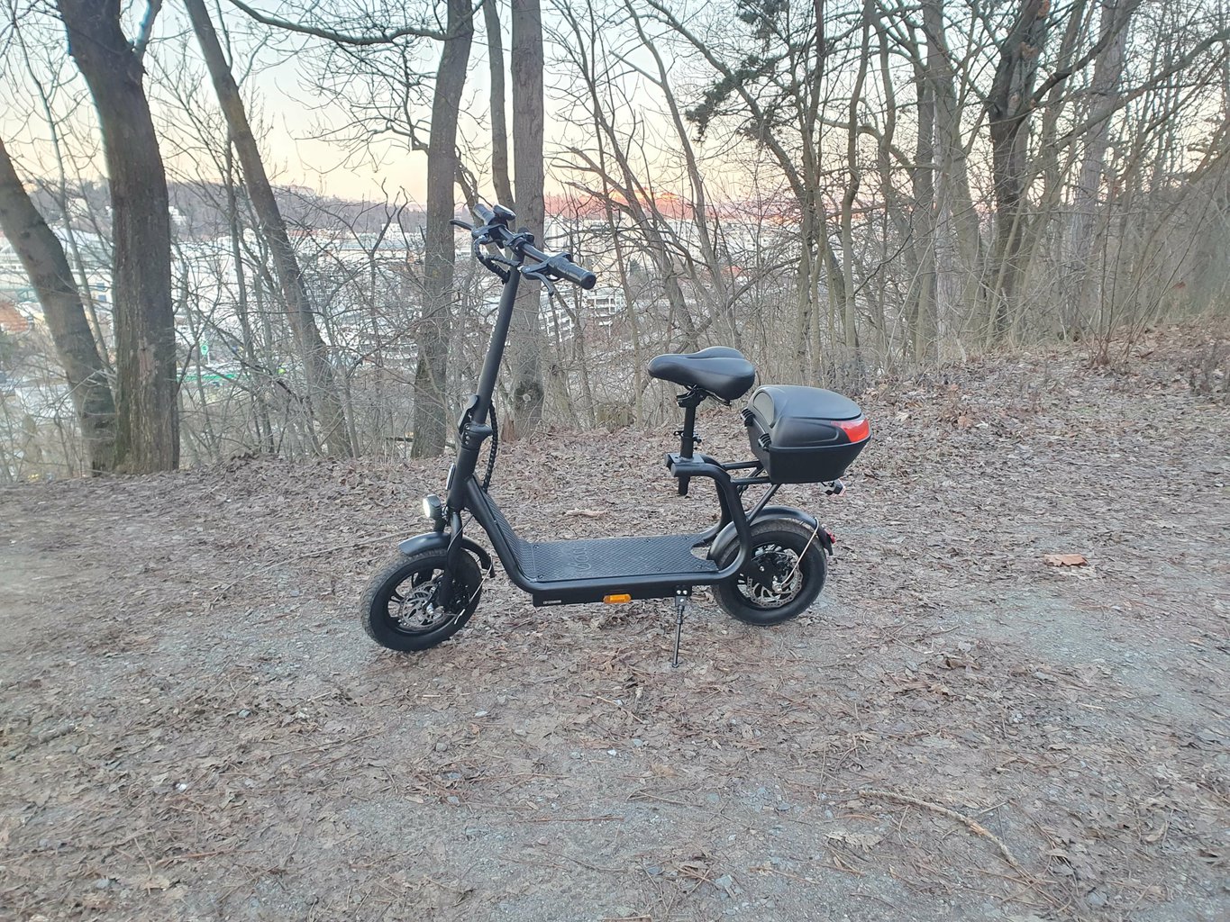 Recenze: elektrokoloběžka se sedátkem City Boss Z500