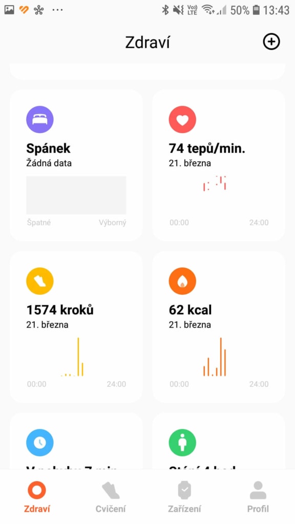 Podporuje češtinu
