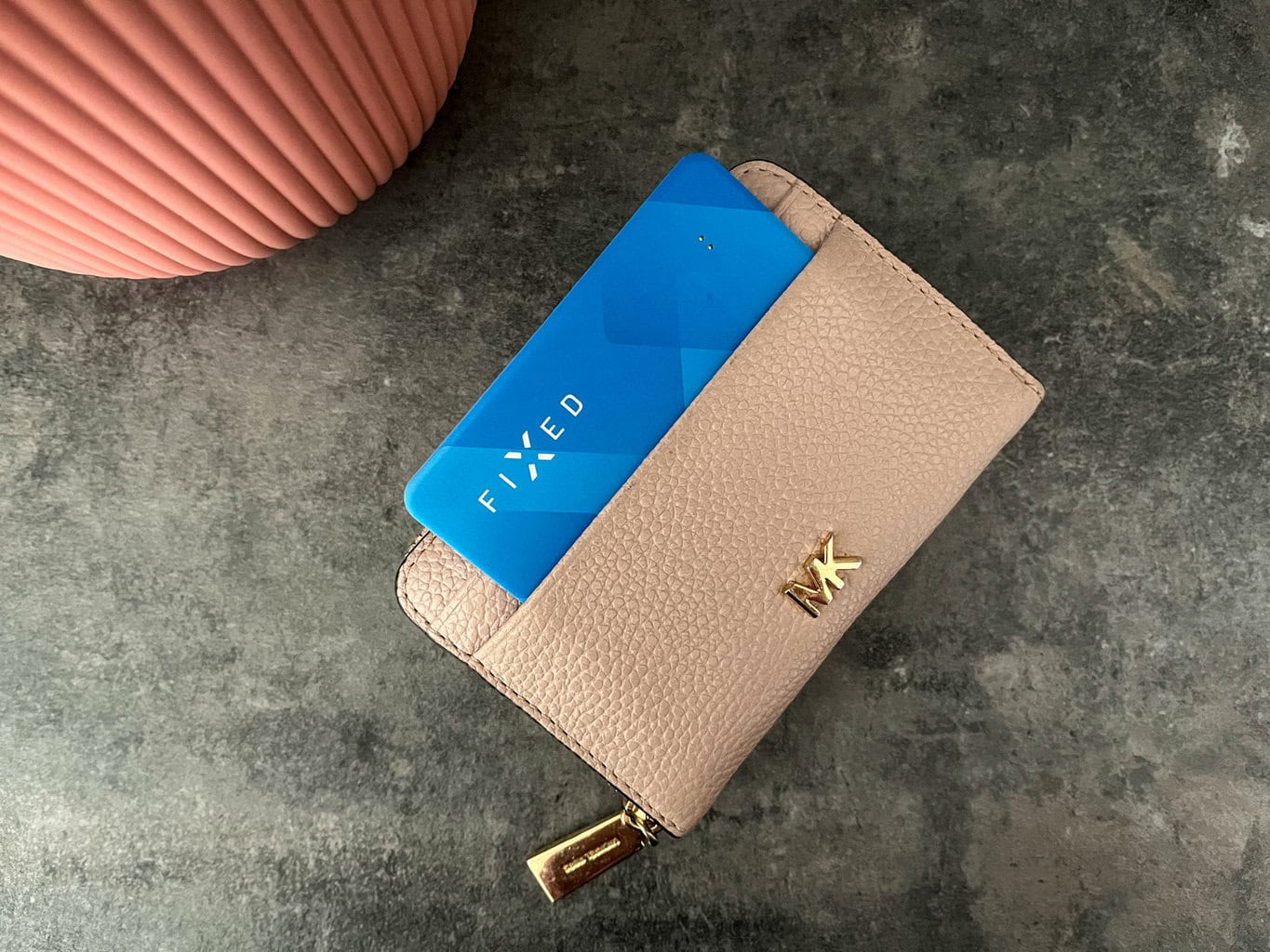 Recenze: FIXED Tag Card – smart tracker s podporou Apple Find My