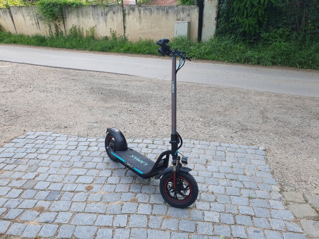 Menší slabinou jsou volnější gripy