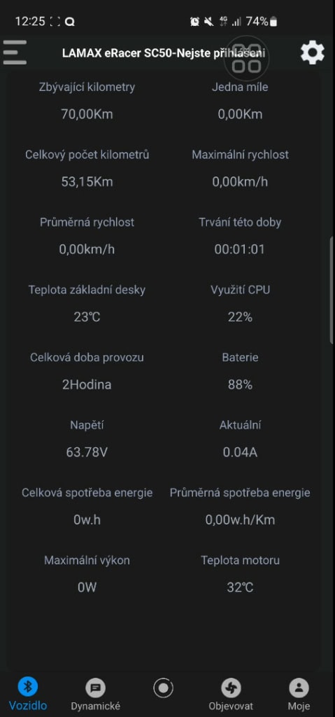 Dostupné jsou také statistiky a parametry