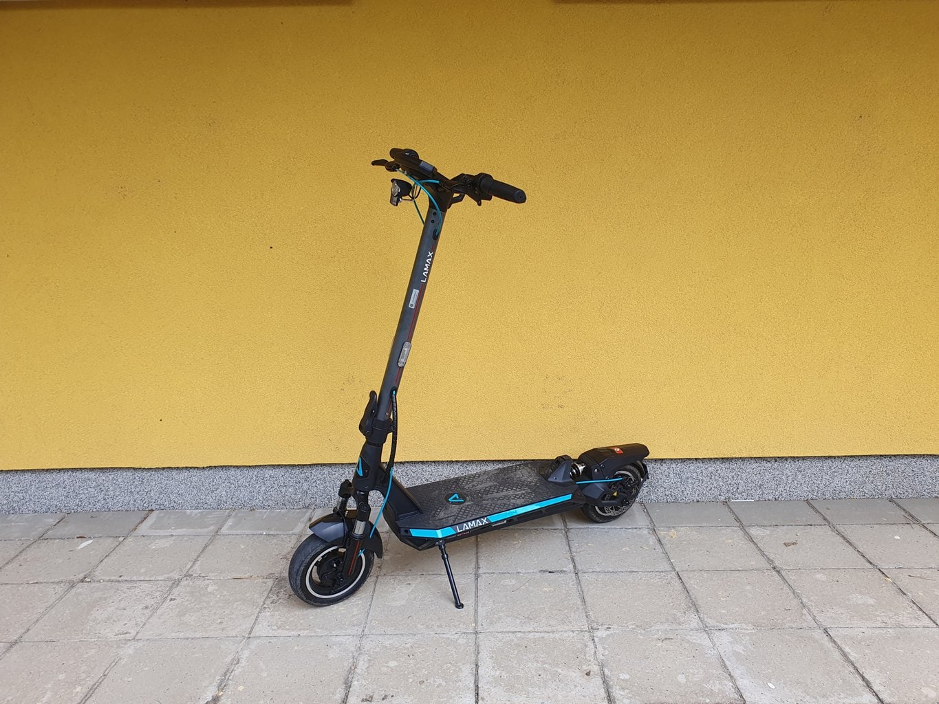 Recenze: elektrokoloběžka Lamax eRacer SC50