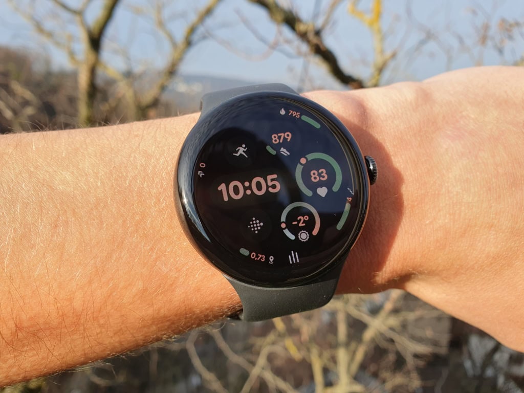 Google Pixel Watch 3 osloví hlavně lifestylovými funkcemi (Foto: Martin Dajča)