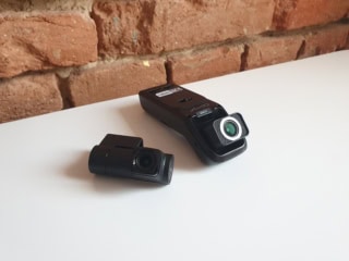 Recenze: autokamera MiVue J756DS