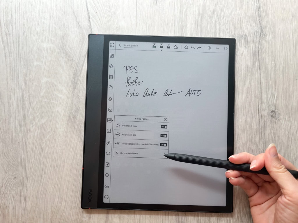 Rozpoznávání textu funguje velmi dobře