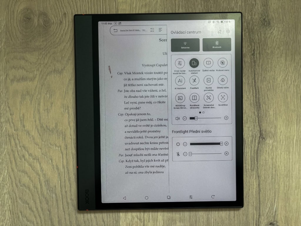 Studená barva podsvícení