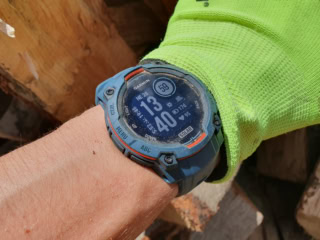 Recenze: chytré hodinky Garmin Instinct 3 Solar
