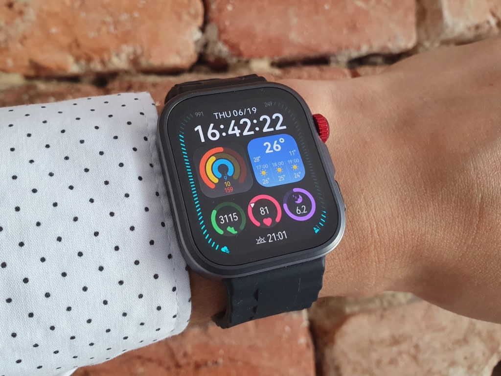 Huawei Watch Fit 4 Pro osloví designem, funkcemi a cenou (Foto: Martin Dajča)