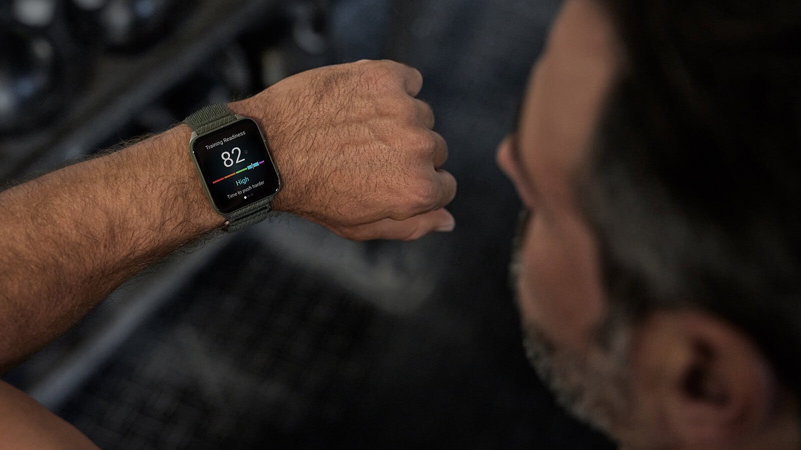 Nejhorší hodinky Garmin postrádají výdrž i chytrou GPS, konkurovat mají Applu