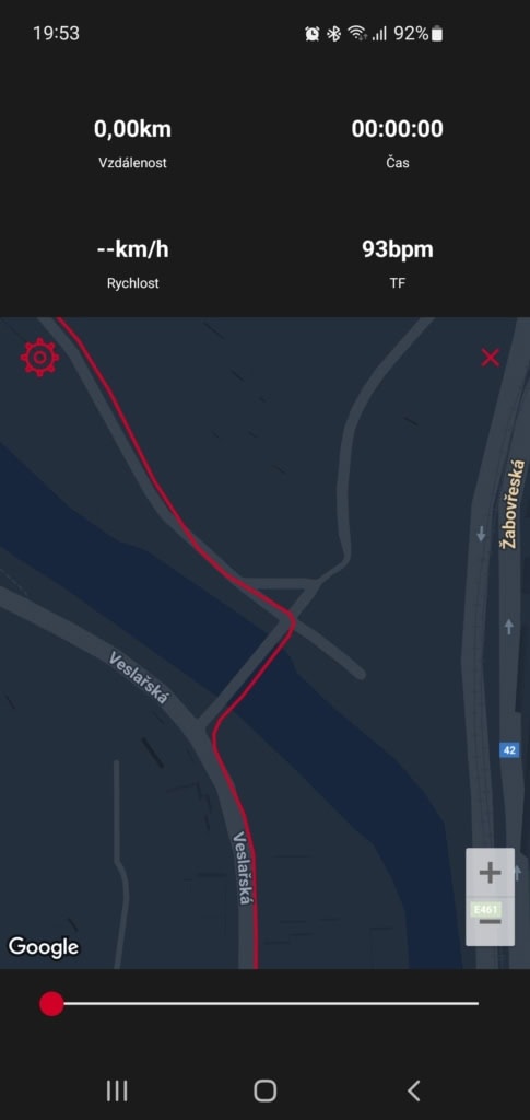 Přechod lesem. (Foto: Martin Dajča)