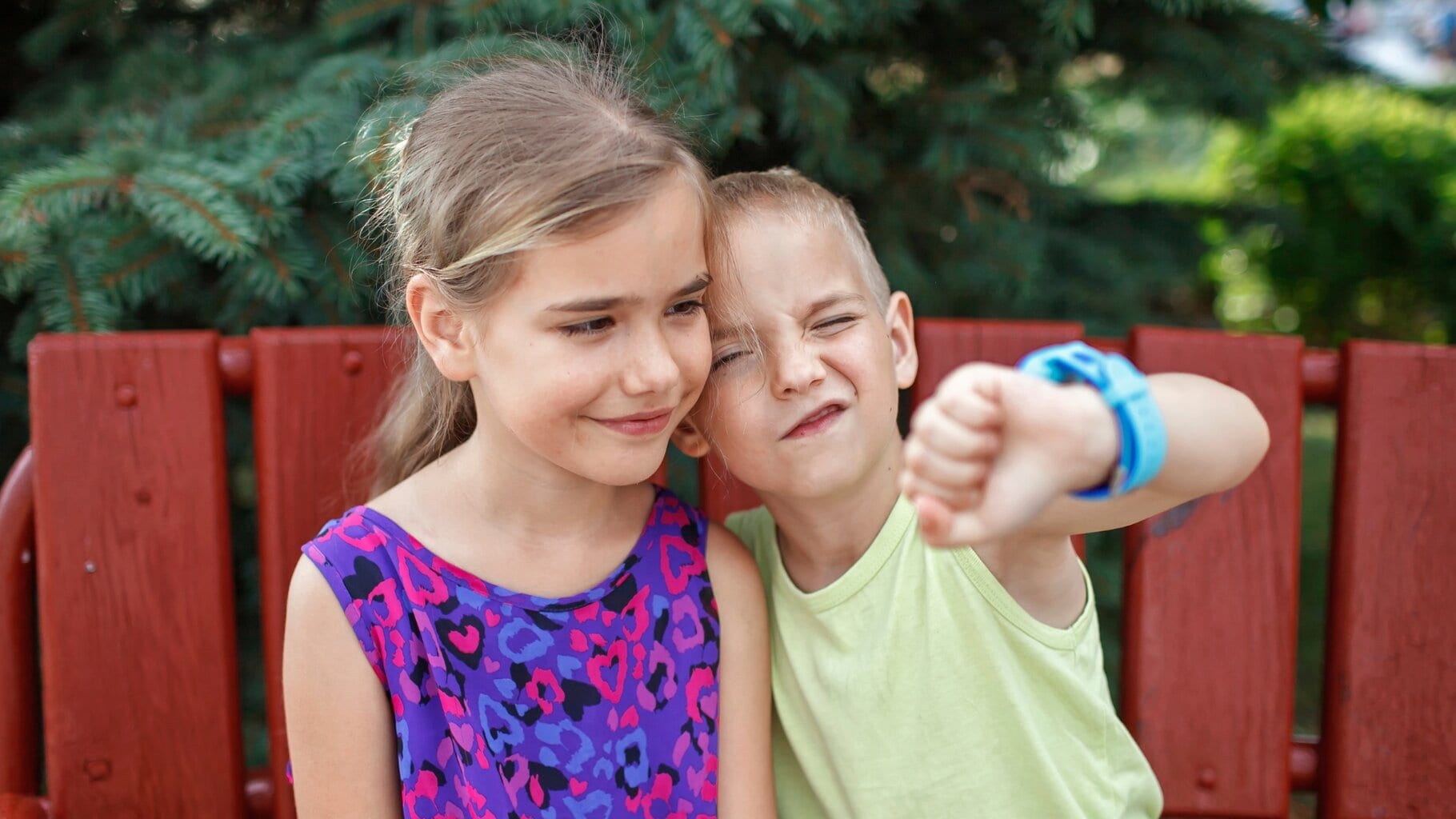 Proč nedoporučuji dětské hodinky a čím je nahradit: některé jsem testoval, všechny zklamaly