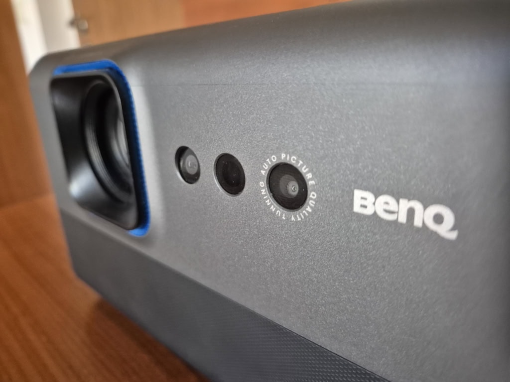 Senzory pro automatickou optimalizaci obrazu (Foto: Stanislav Janů)