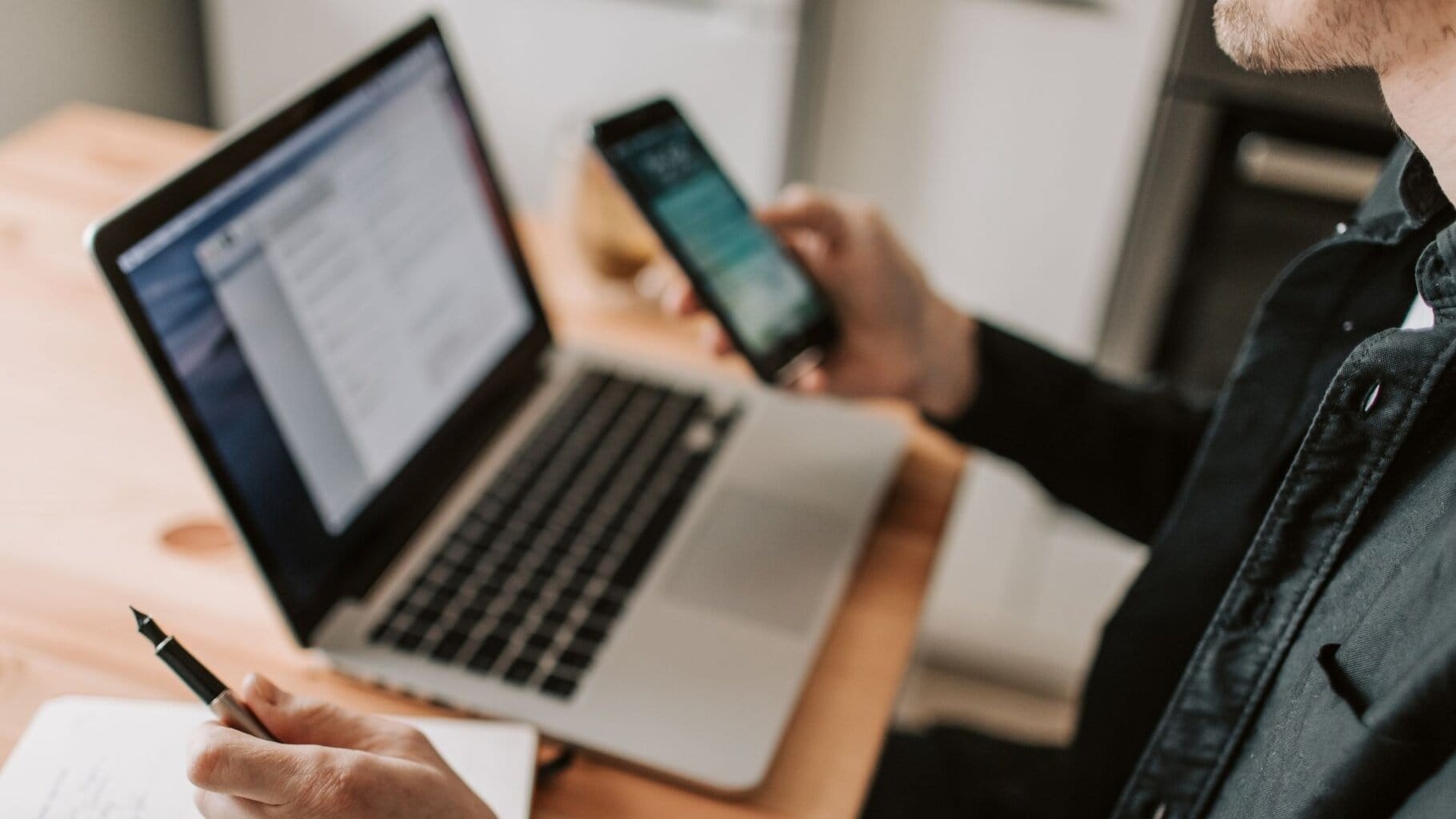 Statisíce telefonů přijdou o mobilní banku: Svůj telefon si ověříte v našem přehledu