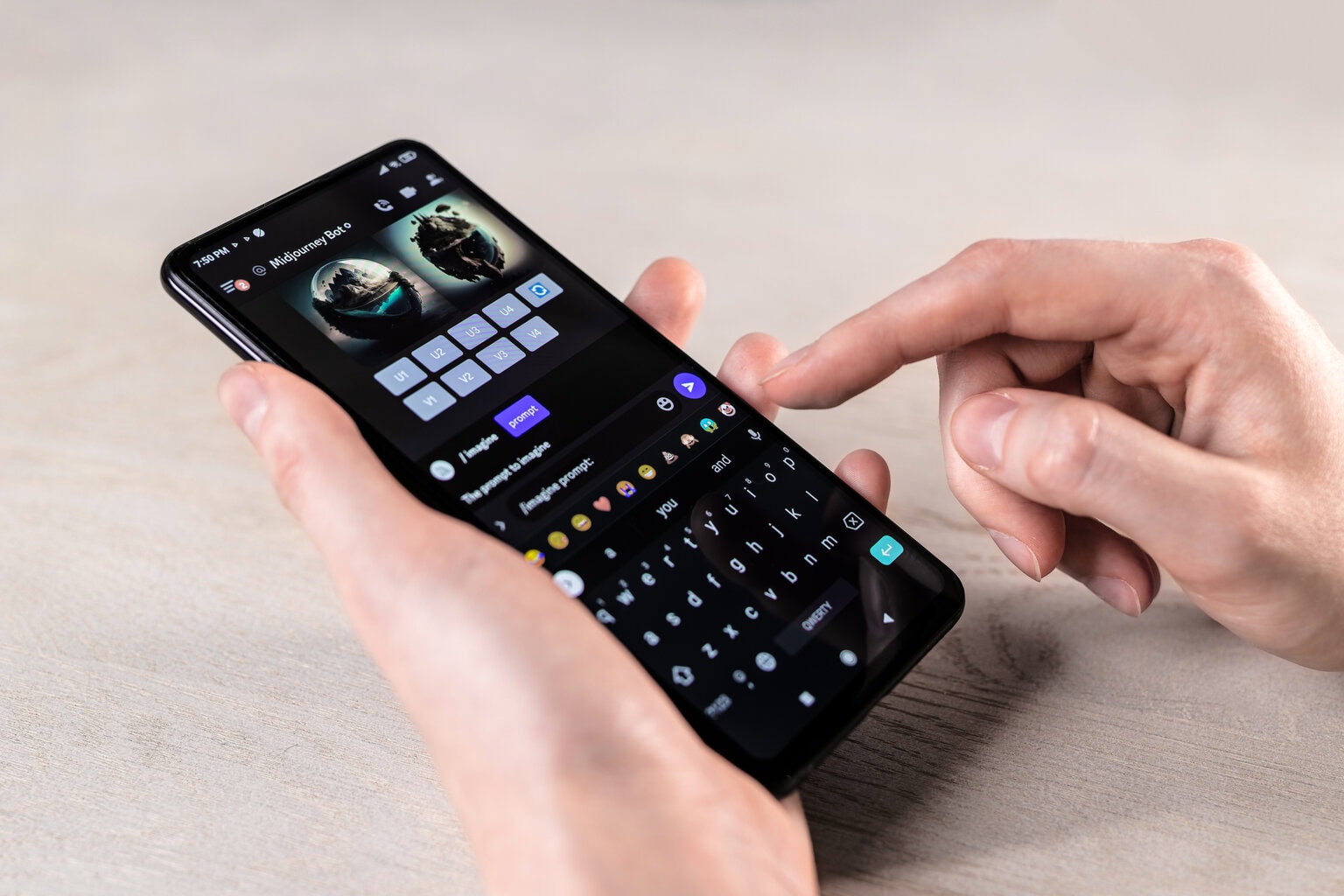 Češi zbytečně spěchají na nákup nového telefonu. Stačí udělat tyhle 4 kroky a i 5 let starý mobil, bude jako nový