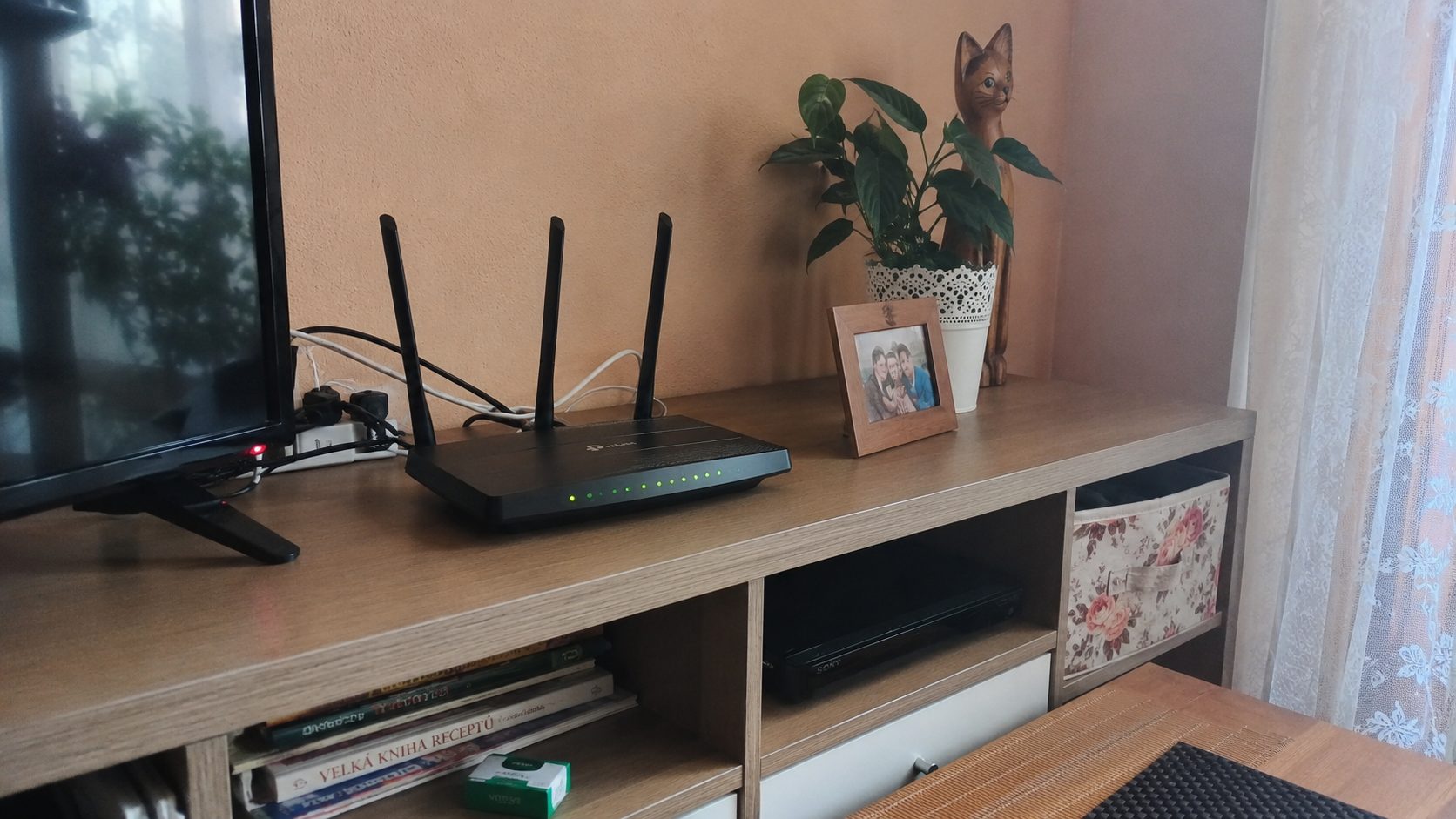 Technik radí: „Stačí v routeru přepnout jedno nastavení a Wi-Fi vám přestane padat