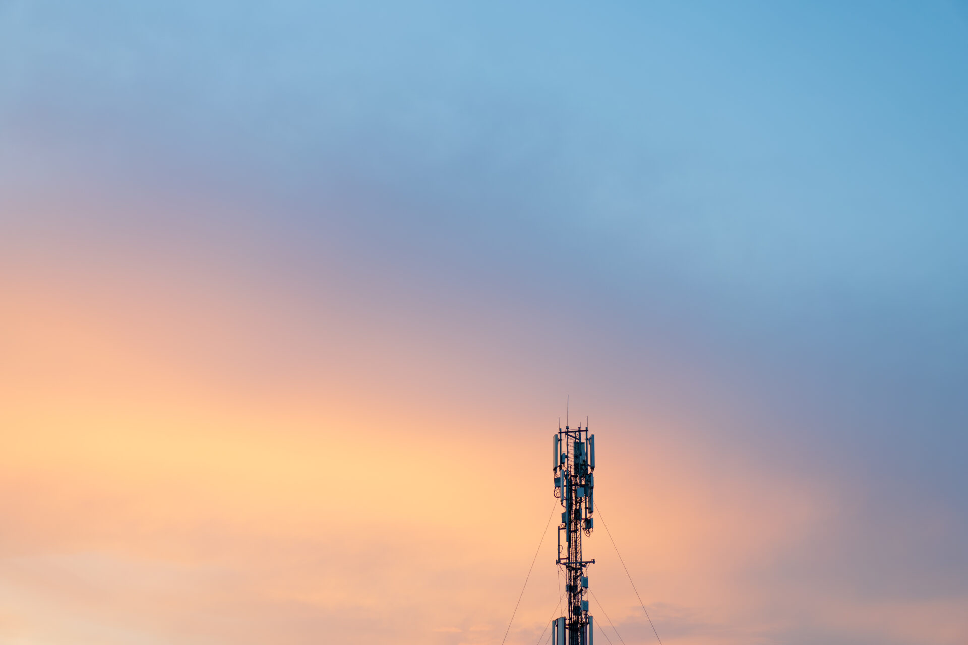 Revolut by u nás fungoval jako virtuální operátor a jezdil na síti Vodafonu. Ilustrační foto. Zdroj: Magnific.