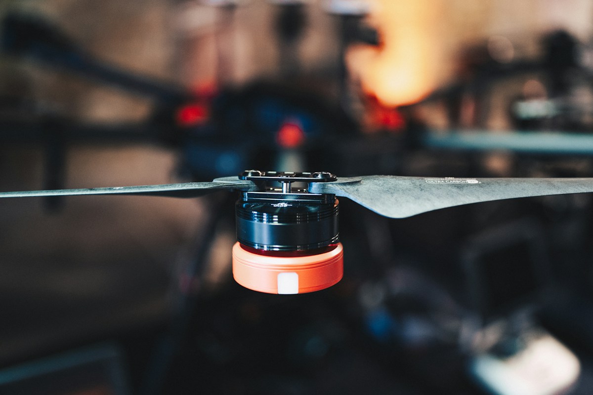 Podrobnosti o pohonu rekordního dronu Apex si firma Quantum Systems nechává pro sebe. Ilustrační foto. Zdroj: Bence Balla-Schottner / Unsplash.